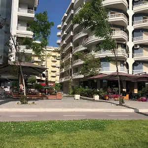 Ari's Vlorë